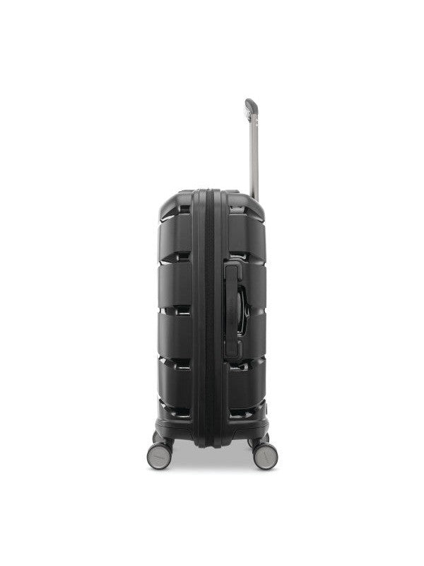 Outline Pro 22X14X9 Carry-On Spinner 20"