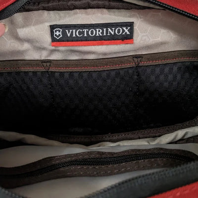 Victorinox Lifestyle Accessories 4.0 Overnight Essentials Kit