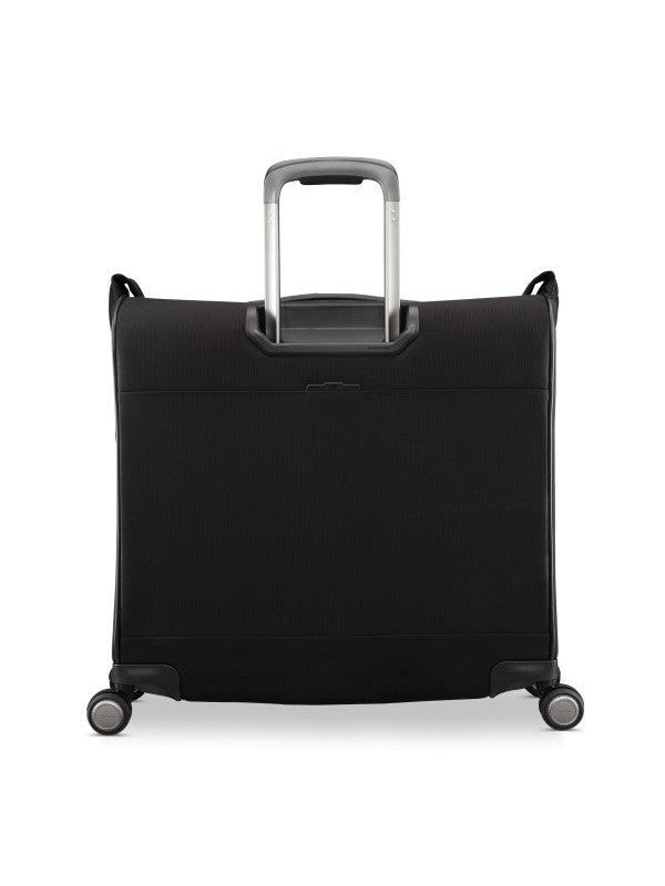 Silhouette 17 Spinner Garment Bag