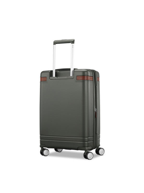 Virtuosa Small Expandable Luggage Spinner 22"