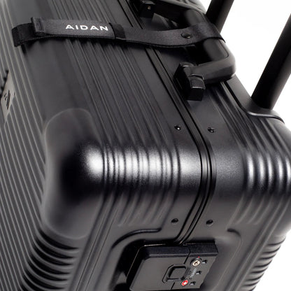 AIDAN Carry On | The Signature Series S "Advanced"