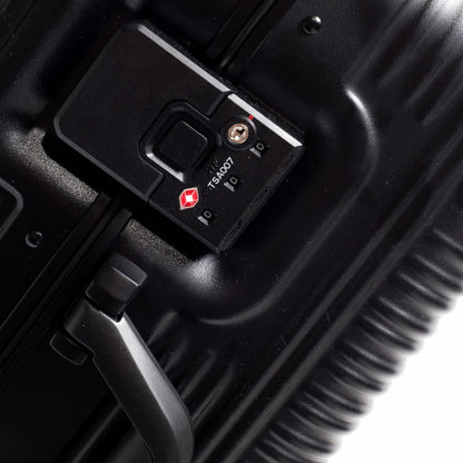 AIDAN Carry On | The Signature Series S "Advanced"