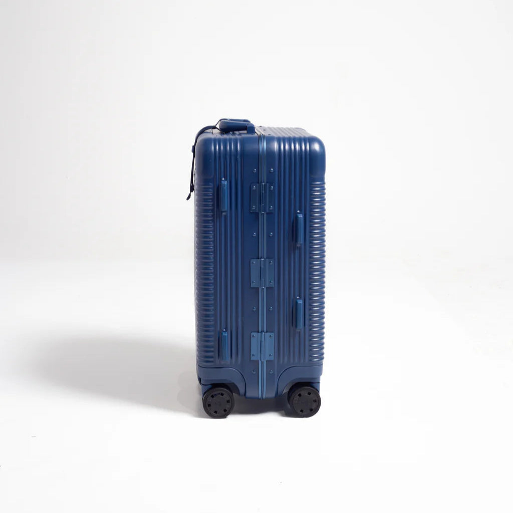 AIDAN Carry On | The Signature Series S "Advanced"