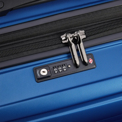 Delsey Shadow 5.0 Expandable Spinner Medium