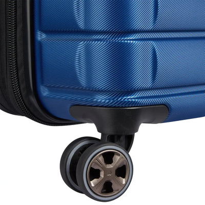 Delsey Shadow 5.0 Expandable Spinner Medium